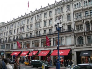 hamleys[1]